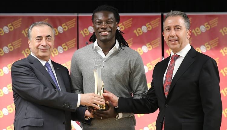 Gomis: 'Hiçbir oyuncu Galatasaray'dan büyük değildir'