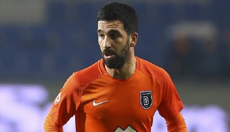 Yeni Malatyaspor taraftarlarından Arda Turan ve hakem Barış Şimşek'e tepki