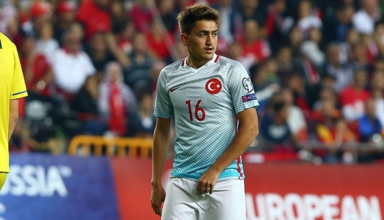 Milli takımda Cengiz Ünder antrenmanı yarıda bıraktı