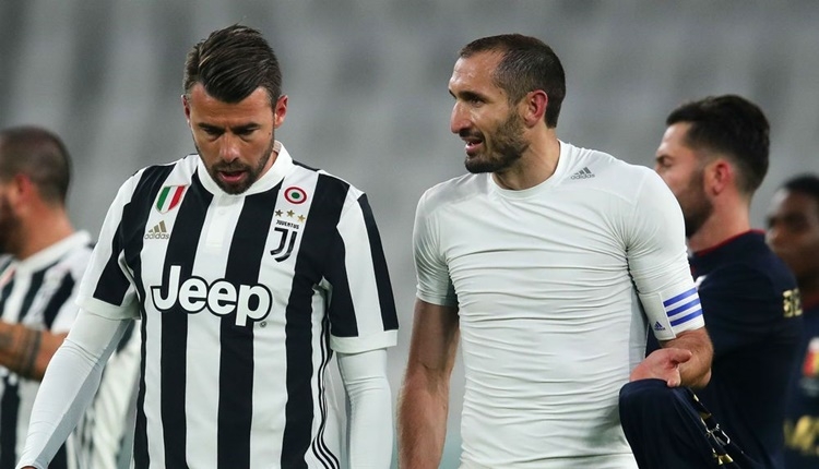 Galatasaray ile anılan Giorgio Chiellini Juventus'ta kaldı