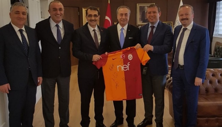 Galatasaray yönetiminden Enerji Bakanı Fatih Dönmez'e ziyaret