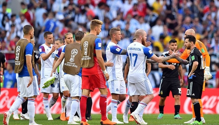 İzlanda kadrosu 2018 - İzlanda nüfusu, İzlanda Dünya Kupası futbolcuları