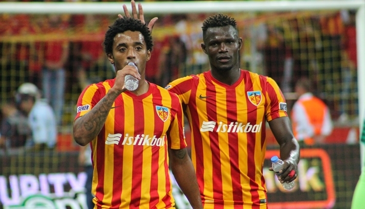 Kayserispor, Stephan Badji transferinden vazgeçti