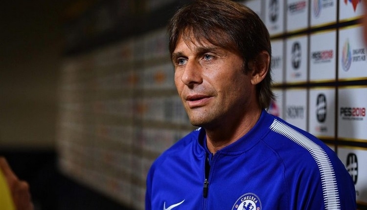 Chelsea'de Antonio Conte ile yollar ayrıldı