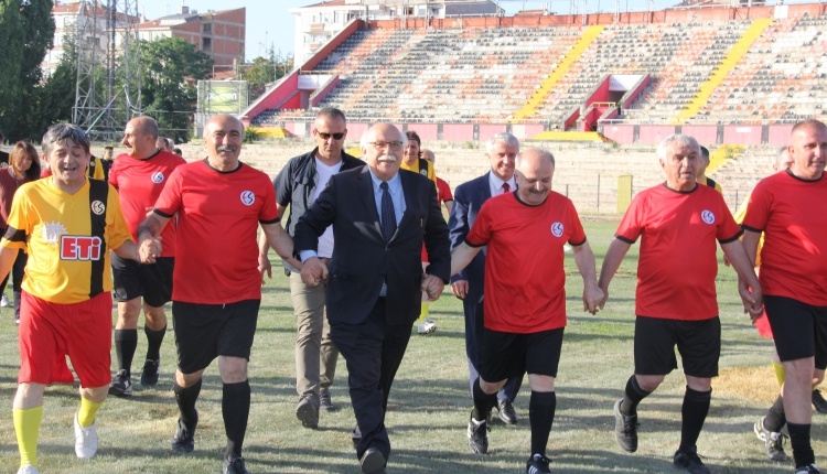 Eskişehir Atatürk Stadyumu'na veda ediliyor
