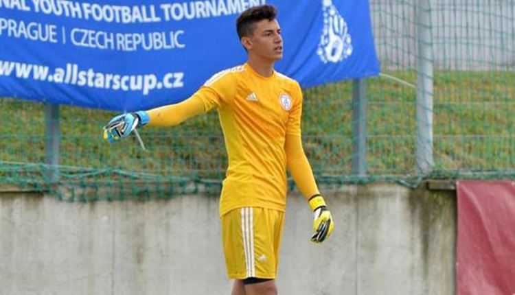 Fb Transfer Fenerbahce Nin Anlastigi Konusulan Berke Ozer Kimdir Berke Ozer In Kariyeri Berke Ozer Hangi