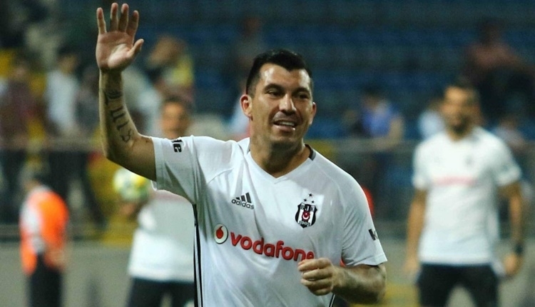 Gary Medel: 'Şenol Güneş'in öğrettikleri saya saya bitmez'