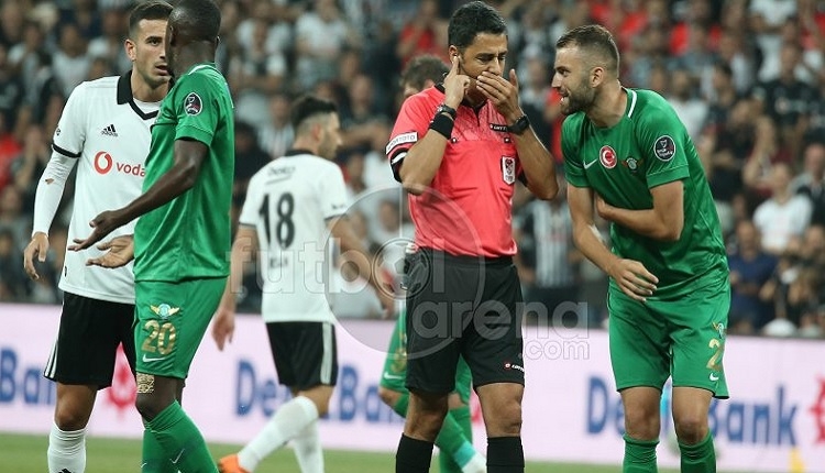 Beşiktaş - Akhisar maçında penaltı itirazı! VAR devrede