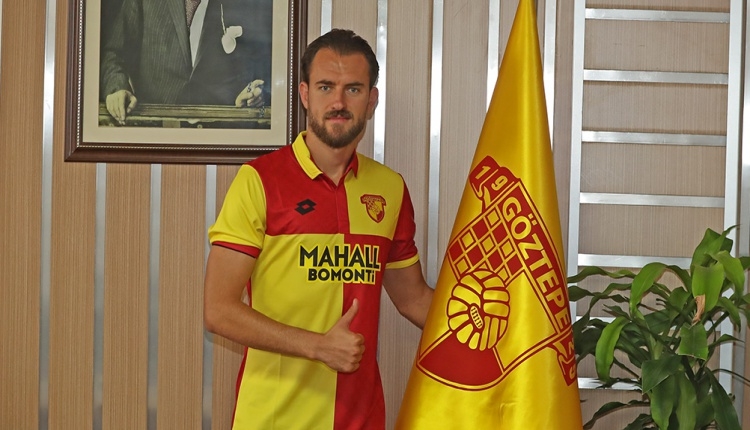 Göztepe, Sokol Cikalleshi transferini açıkladı