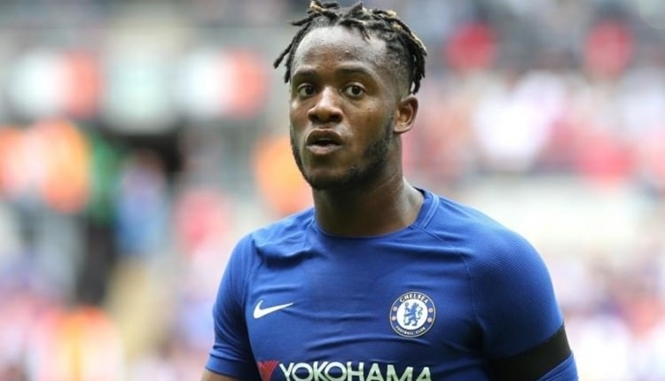 Michy Batshuayi'yi Valencia transfer etti