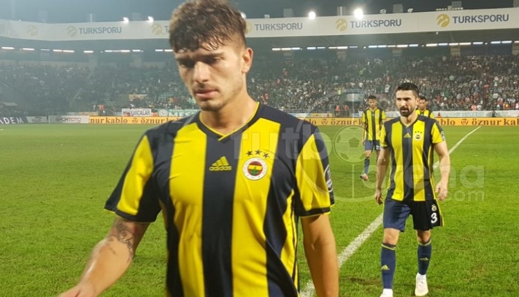 FB Haber: Fenerbahçe 141 maç sonra ilk yarıda kalesinde 3 gol gördü