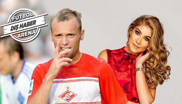 Spartak Moskova'da skandal! Kocasını maçtan önce banyoda bastı