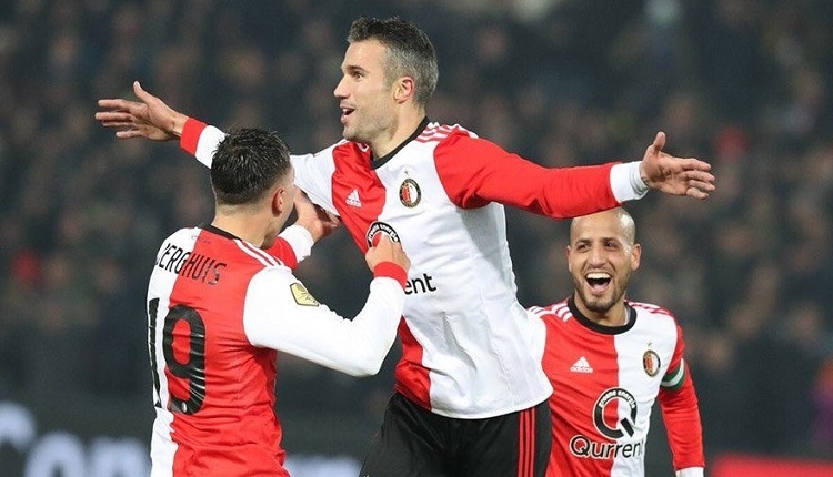 Van Persie Feyenoord - NAC Breda maçında 2 golle yıldızlaştı