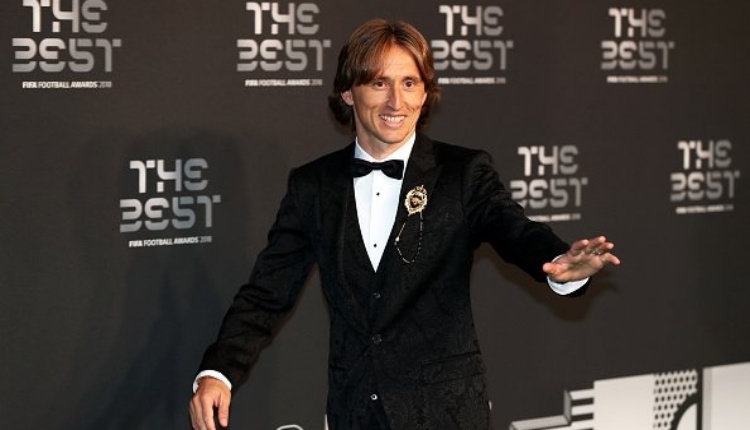 Yılın futbolcusu Modric (FİFA yılın en iyi ödülleri)