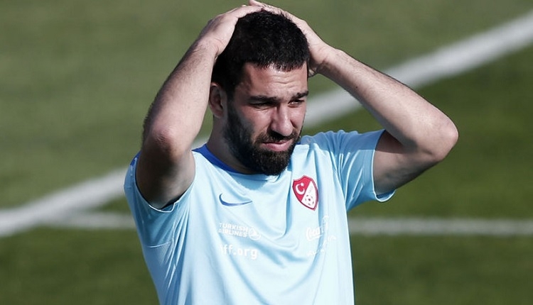 Arda Turan Berkay neden kavga etti? Arda Turan Berkay kavga İZLE (Arda Turan Berkay'ın burnun mu kırdı?) Video izle