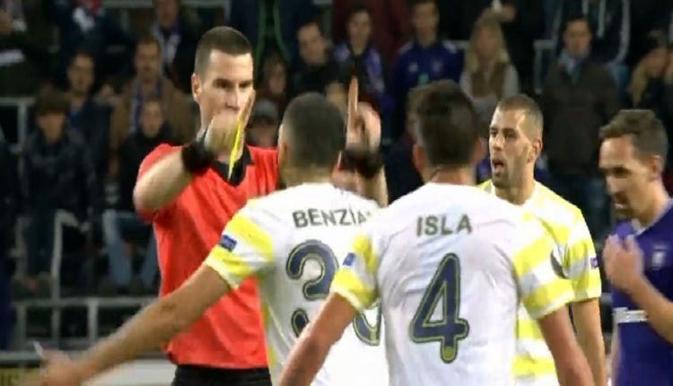 Bulgar hakem Fenerbahçeli futbolcuları çıldırttı