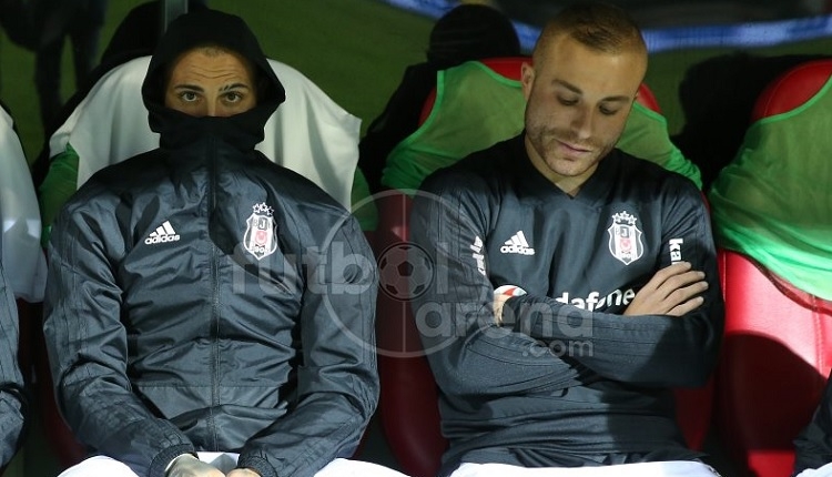 Gökhan Töre Göztepe maçında zeminden isyan etti! 