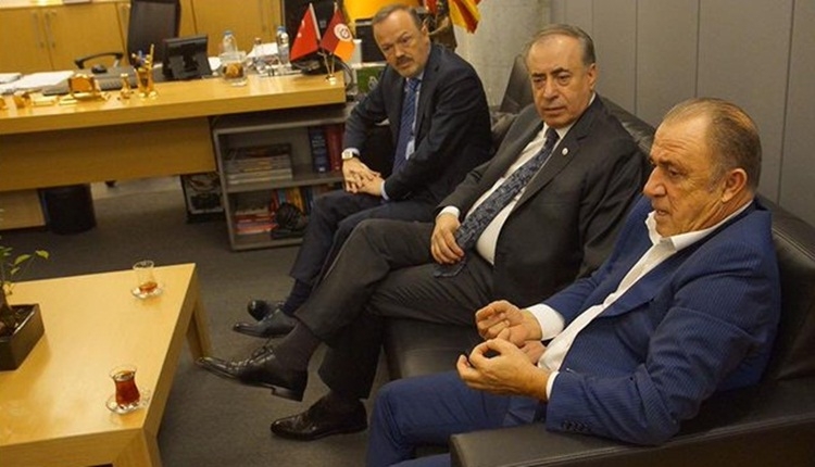 Fatih Terim Galatasaray yönetimi ile toplantı yaptı