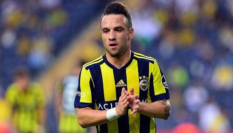 Valbuena atıyor, Fenerbahçe kazanıyor