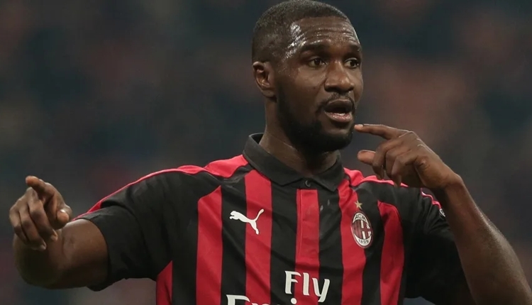 Cristian Zapata'dan Fenerbahçe'ye transfer yanıtı