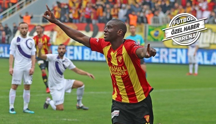 Demba Ba Galatasaray'dan telefon bekliyor! Sözleşme şartları