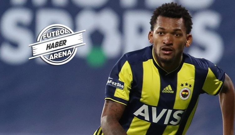 Fenerbahçe'de Jailson kampın yıldızı oldu