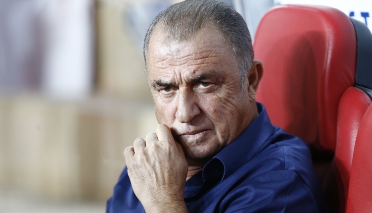 Fatih Terim'den soyunma odasında sert çıkış! ''Bu böyle gitmez''