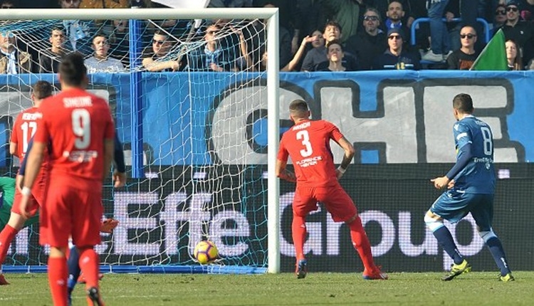 SPAL - Fiorentina maçında görülmemiş VAR pozisyonu (İZLE)