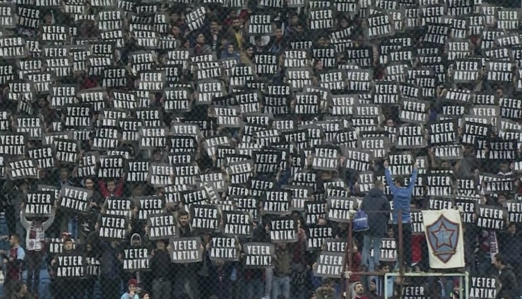 Trabzonspor taraftarlarından Yıldırım Demirören'e protesto