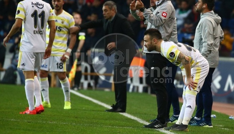 Valbuena oyuna girdikten sonra sakatlandı! Son durumu