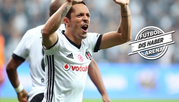 Adriano itiraf etti! 'Beşiktaş ile görüşüyoruz'