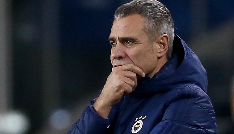 Ersun Yanal, Fenerbahçe'de kalacak mı? Canlı yayında açıkladı