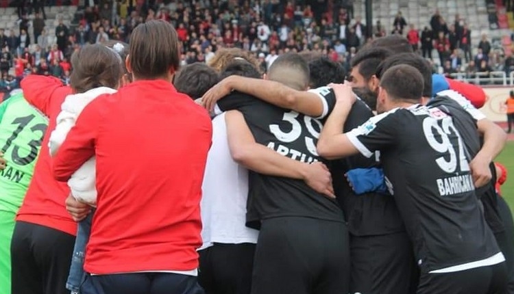 Kastamonuspor playoff maçlarına çıkacak mı? Futbolculardan protesto