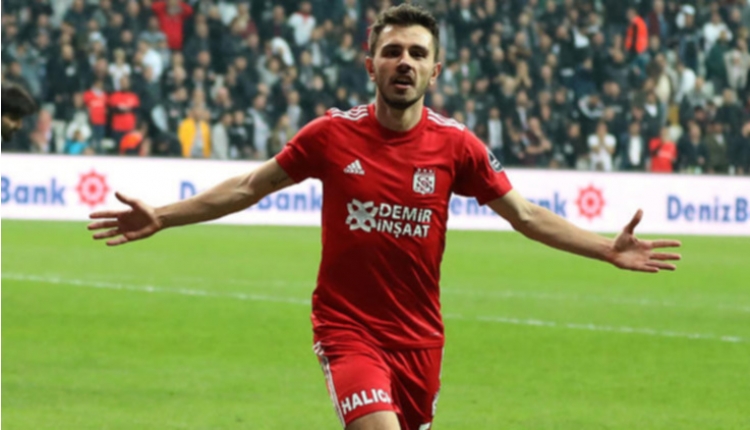 Fenerbahçe'nin gündemine gelen Emre Kılınç kimdir? Emre Kılınç hangi mevkide oynuyor, kaç yaşında?