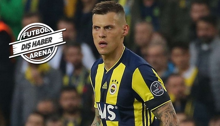 Steven Gerrard, Martin Skrtel'i transfer ediyor