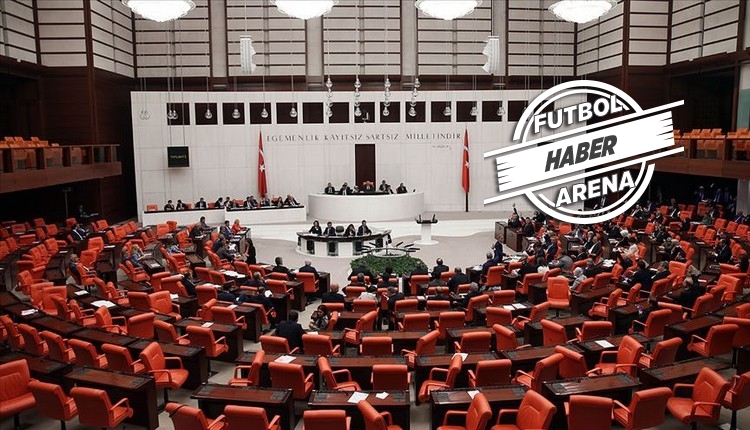 Sporda şiddet yasası yürürlüğe girdi! Sosyal medyada hakaret ve küfre hapis cezası