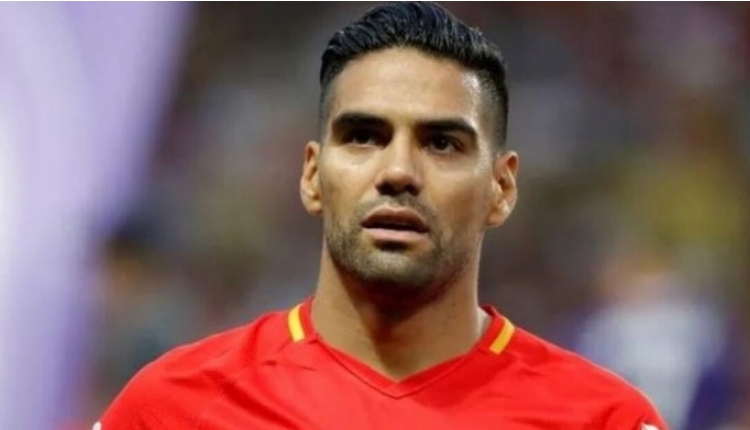 Galatasaray, Falcao'ya bonservis bedeli ödeyecek mi?