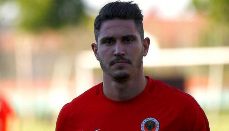 Roma'ya transfer olan Mert Çetin kimdir, nasıl bir futbolcu?