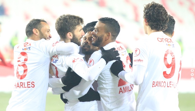 Antalyaspor-Kasımpaşa canlı şifresiz izle (Antalyaspor-Kasımpaşa beIN Sports 2 canlı maç İZLE)