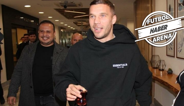 Podolski'ten Fenerbahçe'ye 5 dakikada 2 asist! Damga vurdu