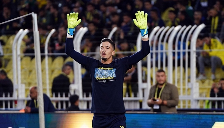 Altay Bayındır'dan erzak yardımı akımı! Katılan futbolcular