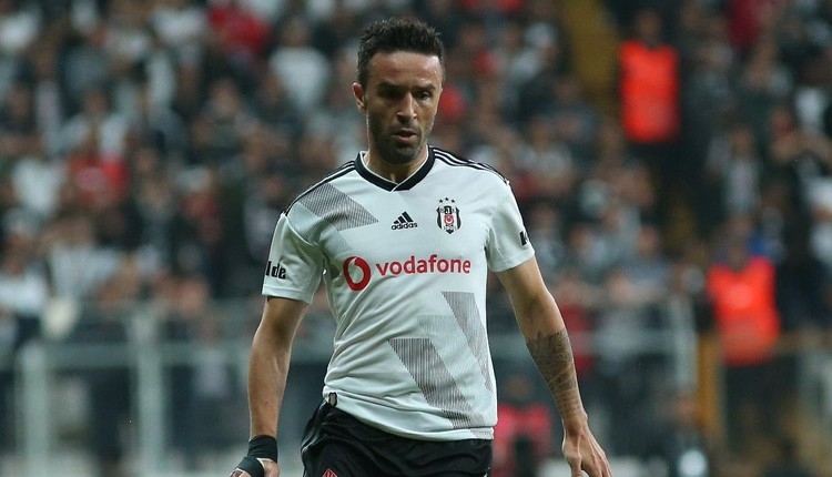 Beşiktaş'a Gökhan Gönül şoku! Ankaragücü maçında oynayacak mı?