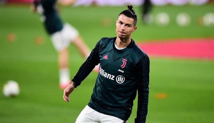 Cristiano Ronaldo, koronavirüsten korunmak için ada aldı