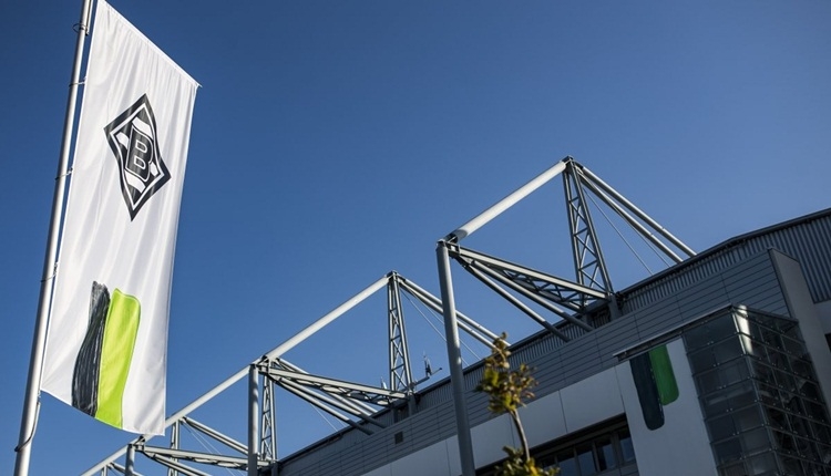 M'Gladbach futbolcularından maaş fedakarlığı