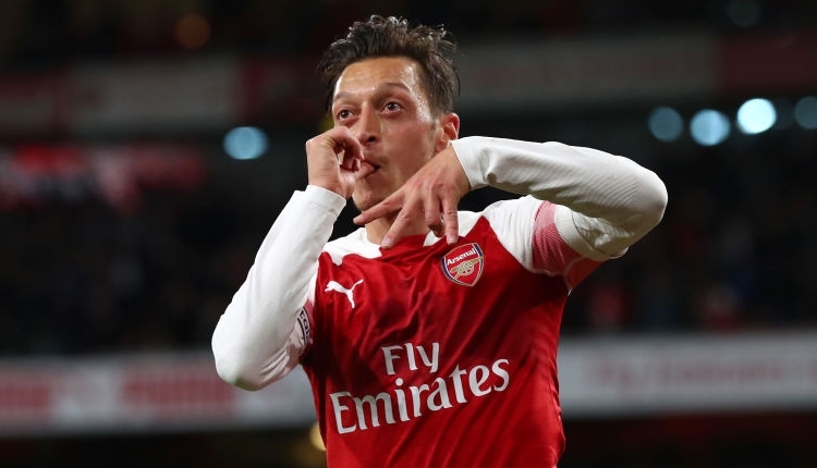 Mesut Özil'in menajerinden transfer yanıtı! Fenerbahçe heyecanı