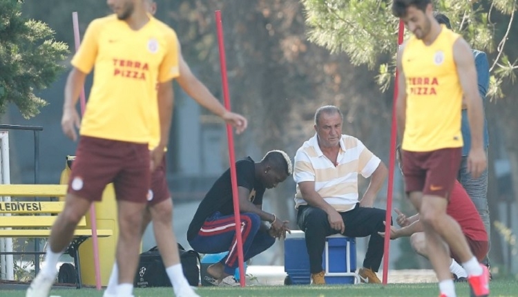 Onyekuru Galatasaray'dan ayrıldı