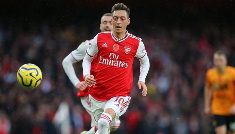 Mesut Özil'den memleketine spor kompleksi