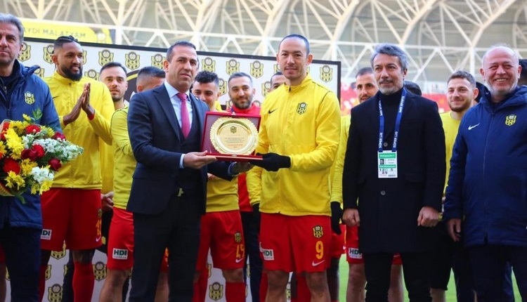 Umut Bulut, Süper Lig tarihine geçti