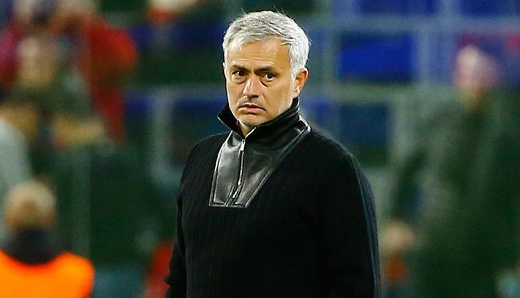 Tottenham, Jose Mourinho ile yollarını ayırdı