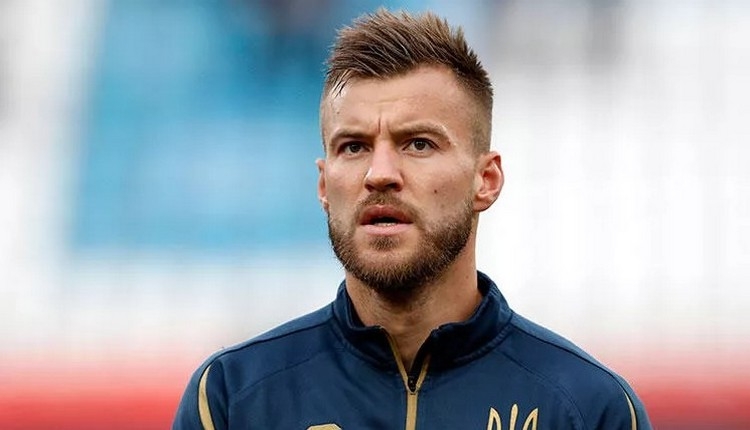 Ukraynalı futbolcu Yarmolenko'dan Rus oyunculara çağrı